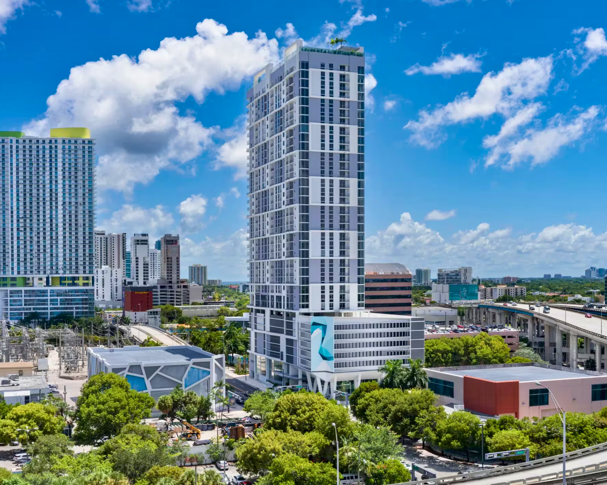 Downtown 18